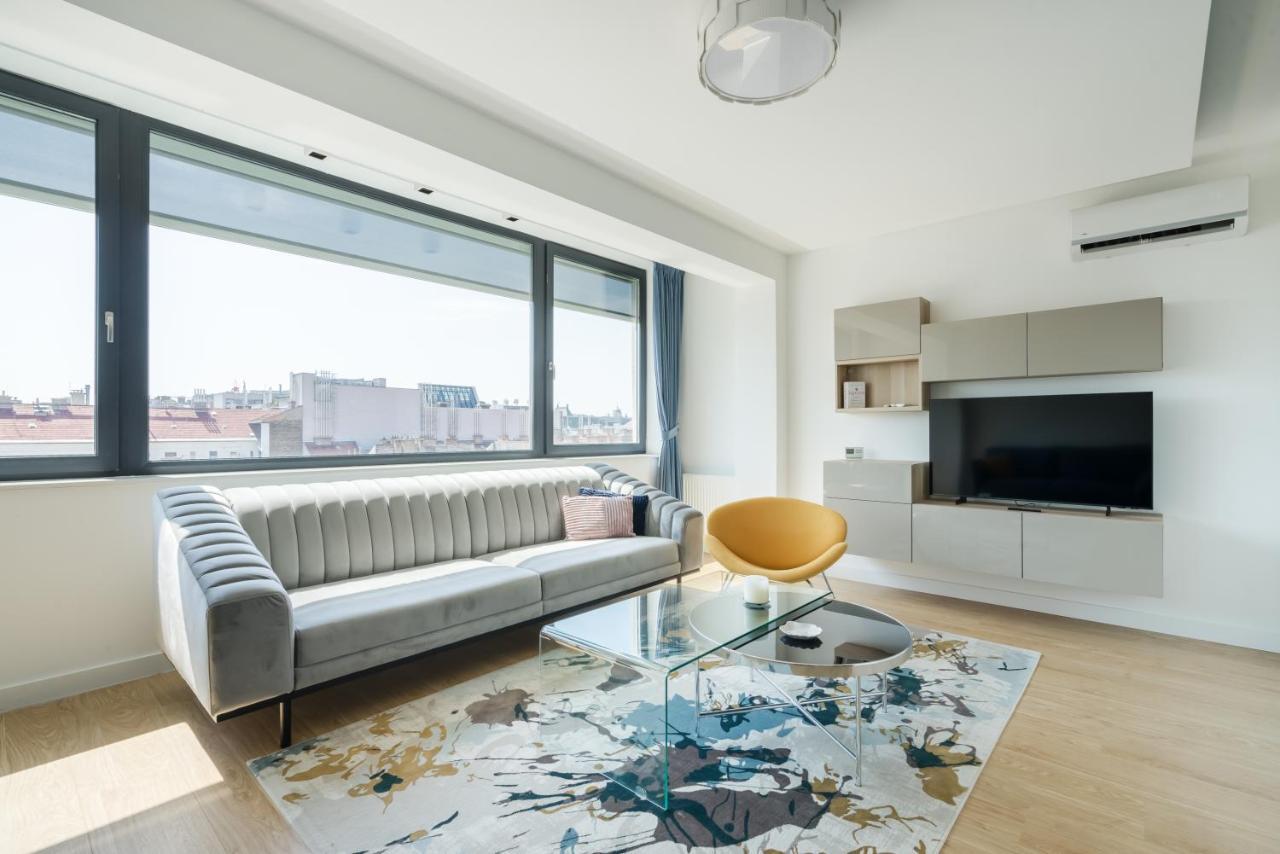 Imperial Suite With Basilika And Castle View Need Reservation For Free Parking Budapest Luaran gambar